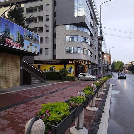 Naissa Apartment Ni Eksteriør billede