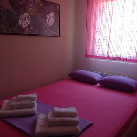 Naissa Apartment Ni Eksteriør billede