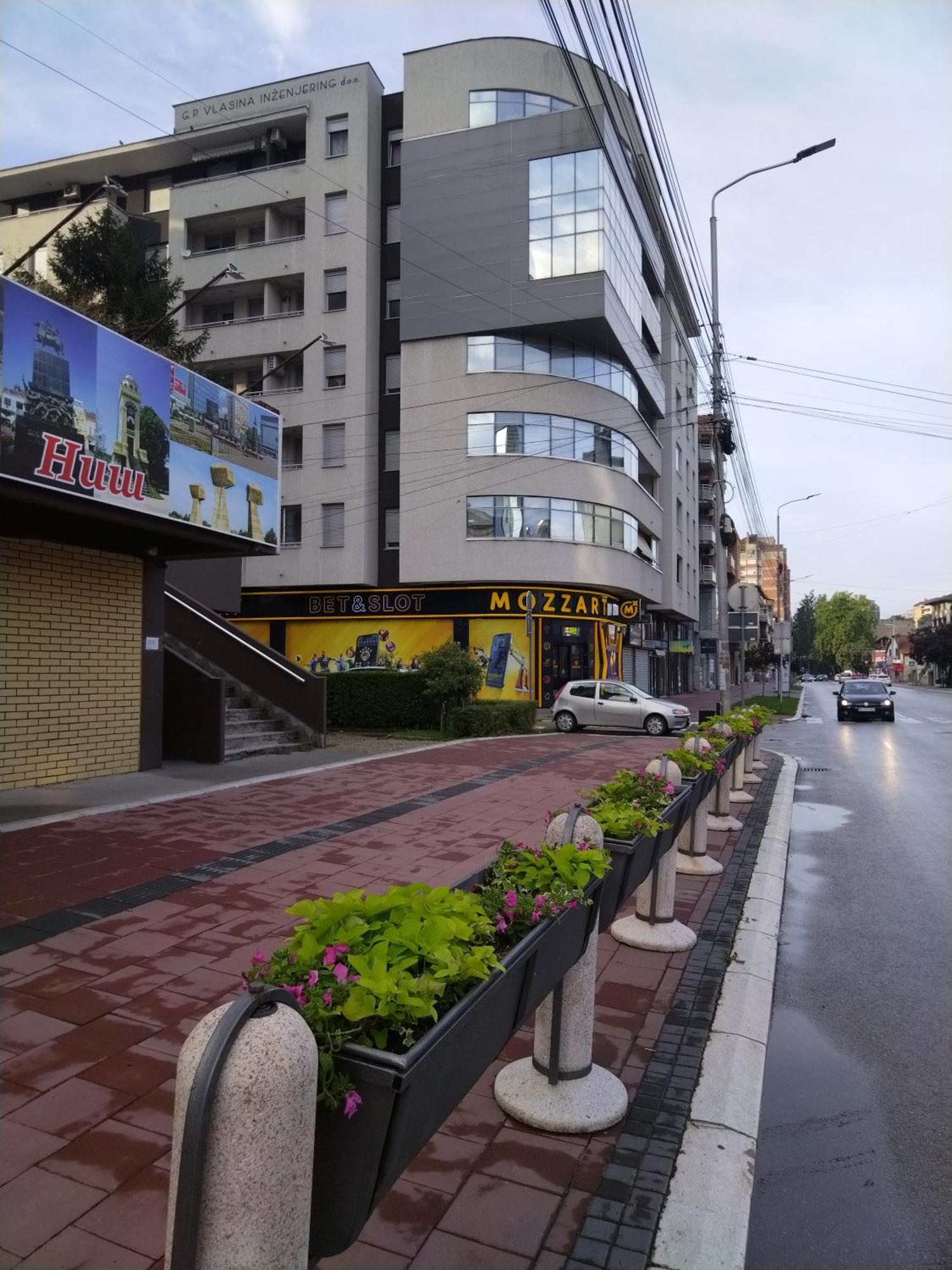 Naissa Apartment Ni Eksteriør billede
