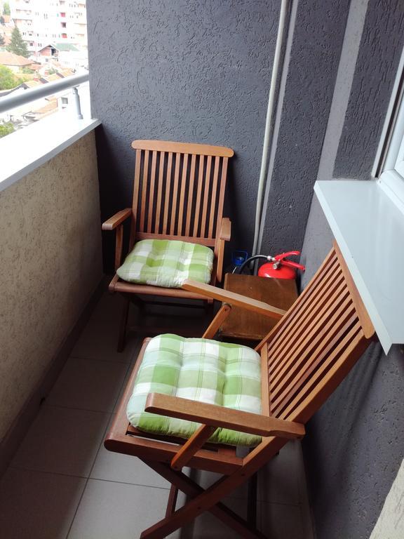 Naissa Apartment Ni Eksteriør billede
