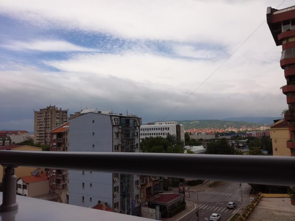 Naissa Apartment Ni Eksteriør billede