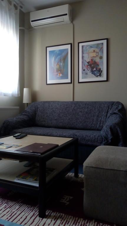Naissa Apartment Ni Eksteriør billede