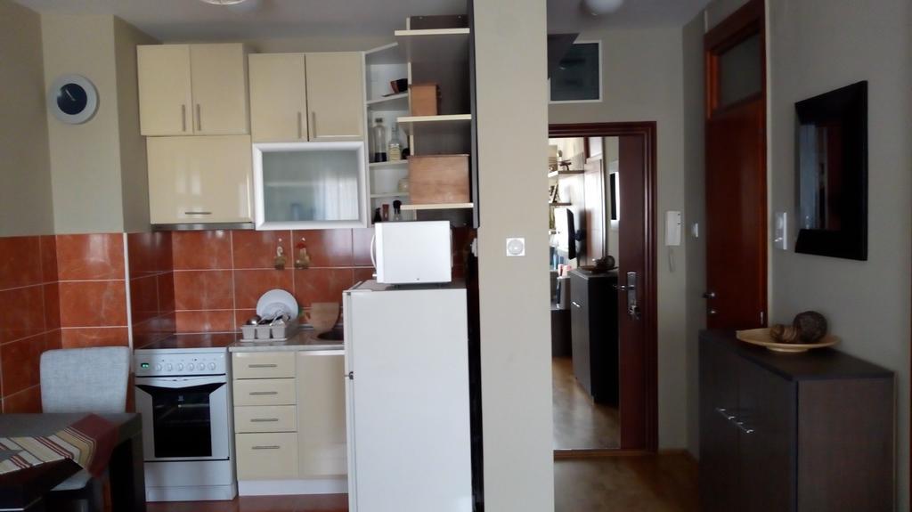 Naissa Apartment Ni Eksteriør billede